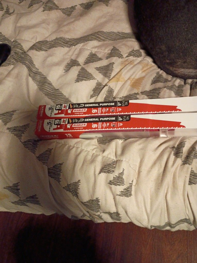 D3mo Blades