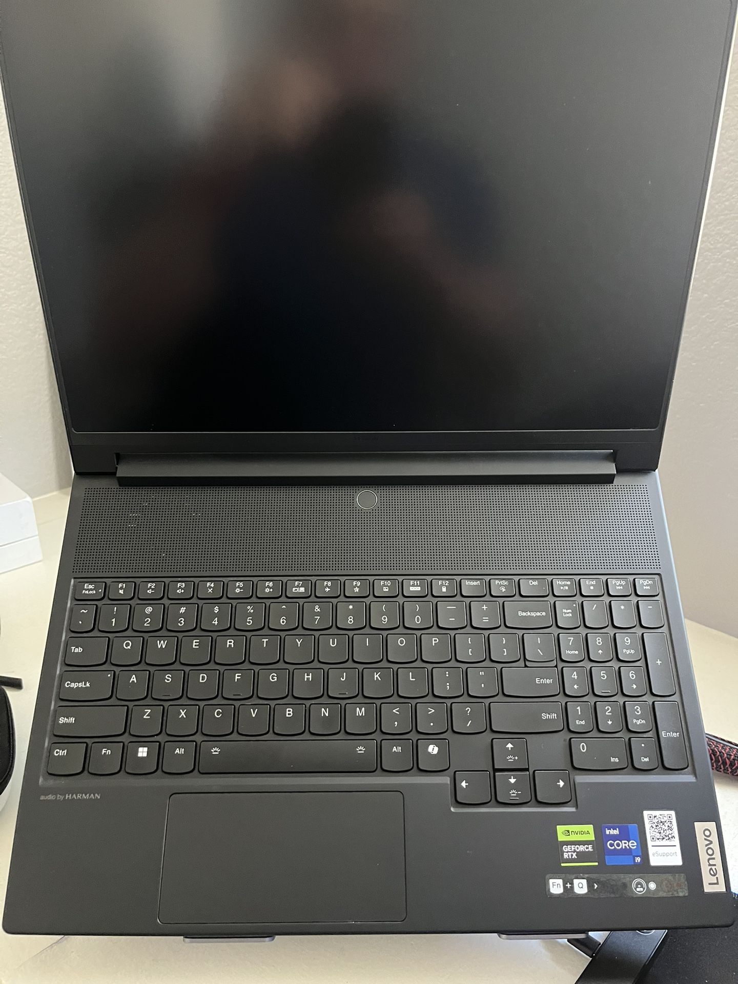 Lenovo Legion Pro 9i 16” Carbon RTX4090