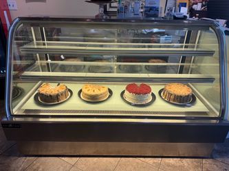 Cake cooler