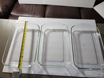 Vtg. Sold separately. Pyrex 13 x 9 clear glass baking dishes