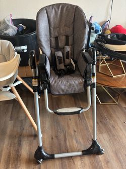 Baby High Chair with 5-Point Harness