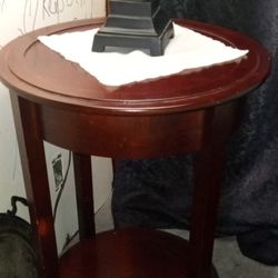 Cute Round Table 