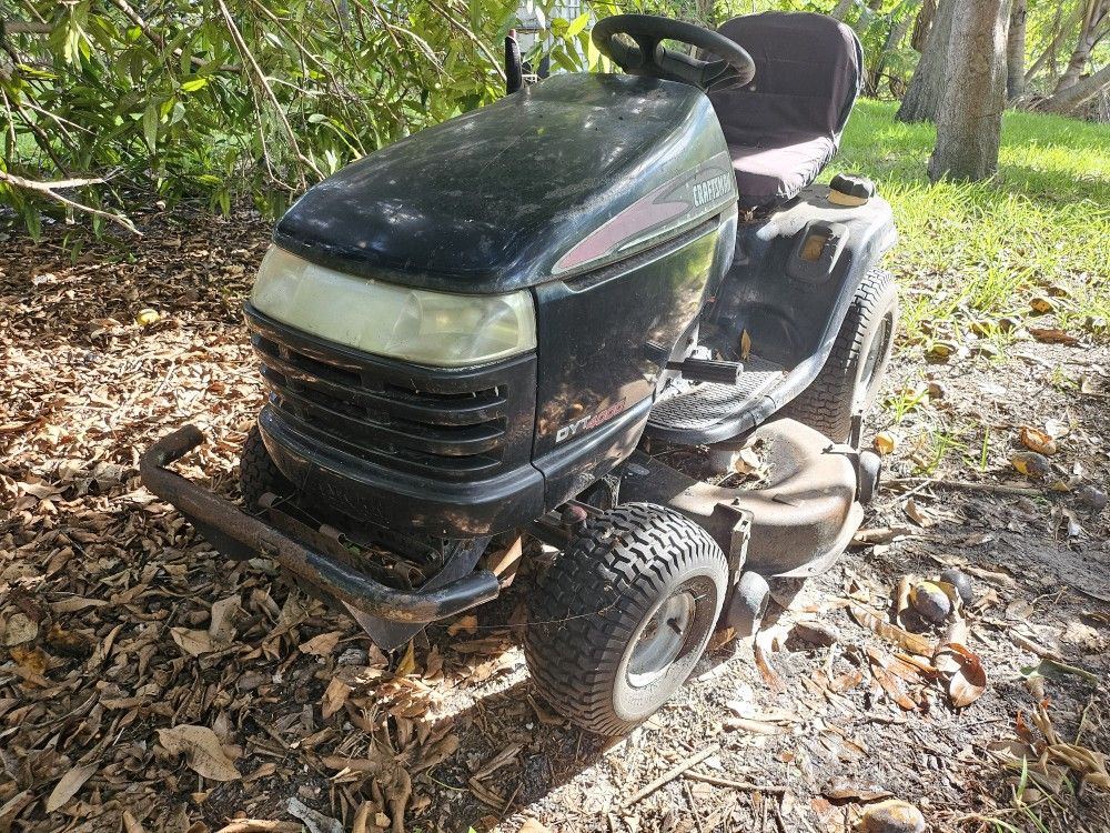 Craftsman Garden Tractor DYT 4000