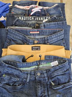 Yard  Sale Agosto 15