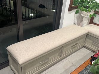 2 Benches