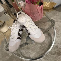 Women soft lambskin with trim in suede calf leather sneakers 7.5/8 white trainers #sneakers