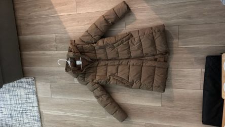 H & M Women’s puffer jacket (LONG) size S
