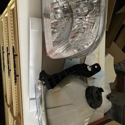 Driver side An Passenger Side Headlights 