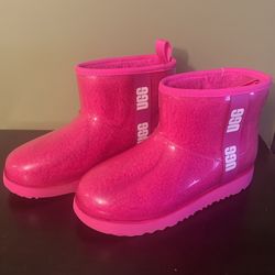 Women’s Pink Ugg boots Size 6