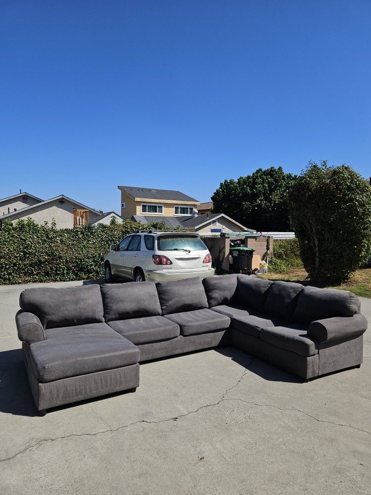 Gray Sectional Sofa 💥 Free Delivery 💥