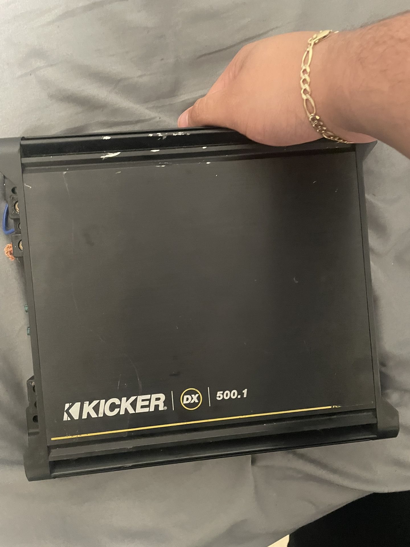 kicker amplifier