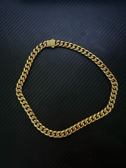 Gold Cuban Link Chain