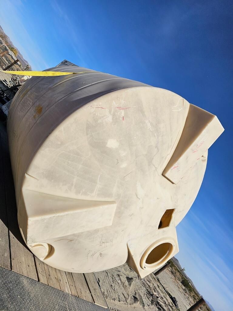 Water Tank Come With Metal Stand