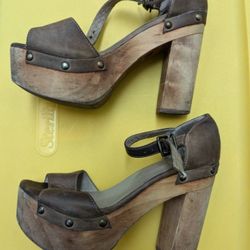Leather Block Heels size 6