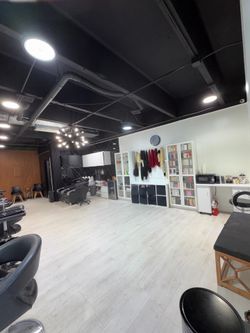Beauty salon
