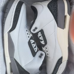 Jordan Retro 3 Grey Cement Size 12.5