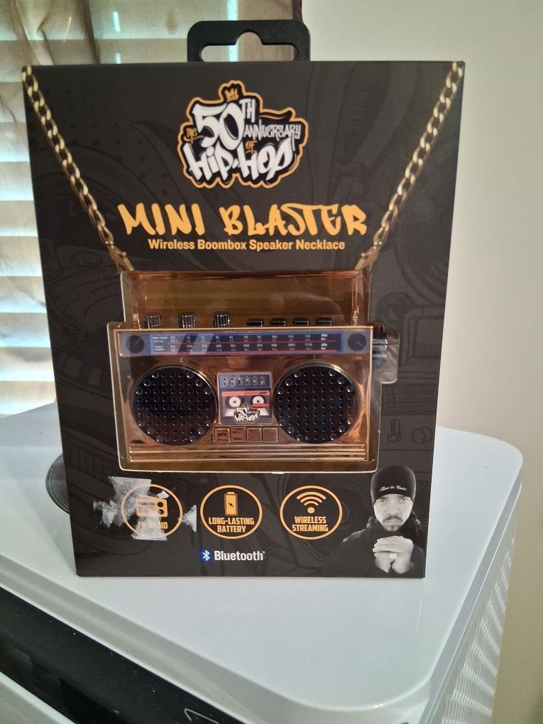 Bluetooth Boombox Necklace 