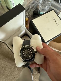 Guccis dive watch for sell