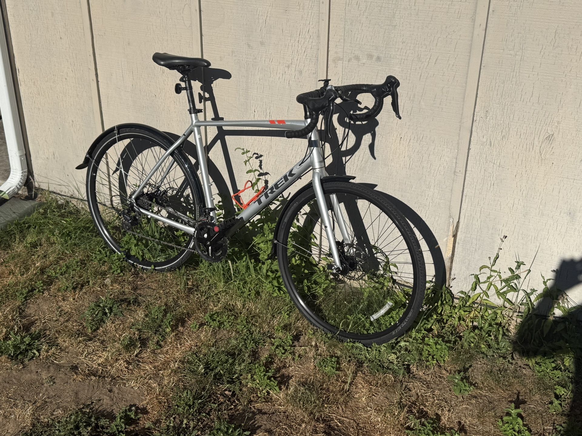 Trek CrossRip 1 – Fast, Reliable, and Versatile