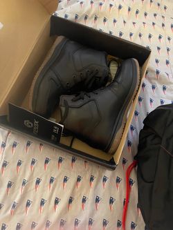 Motorcycle shoes water proof