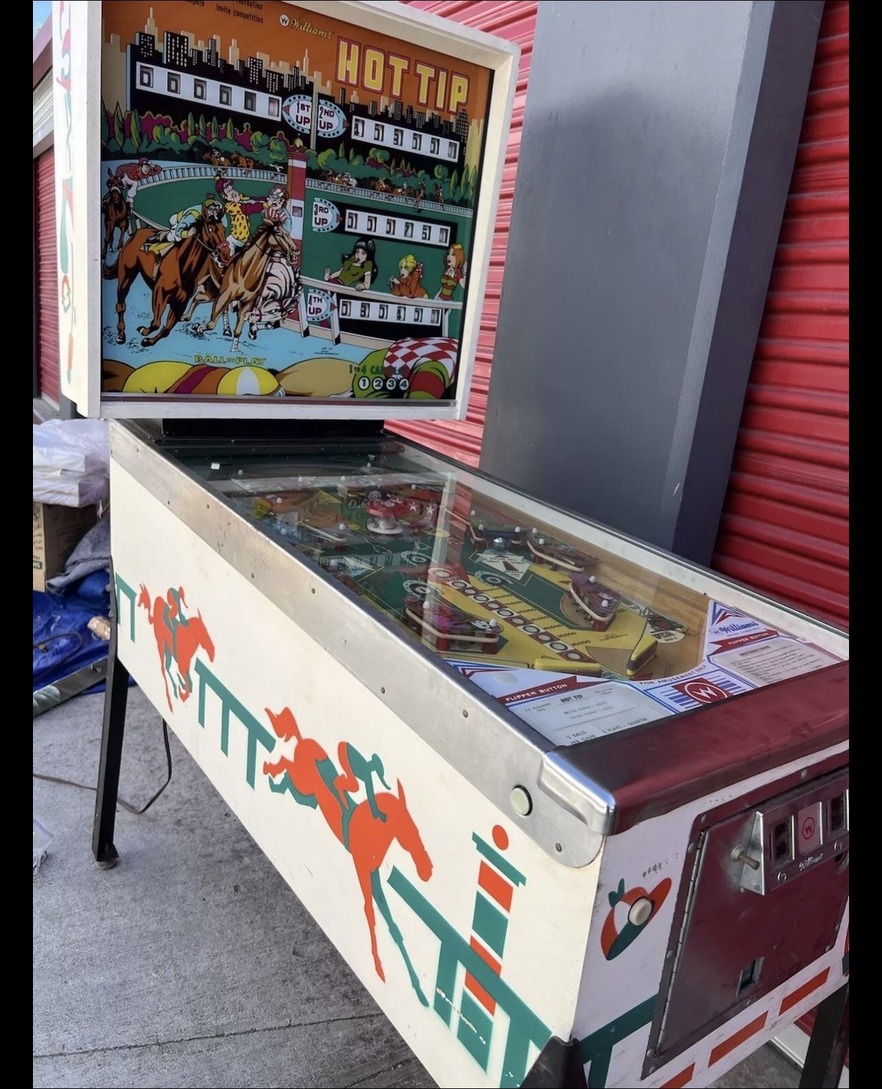 VINTAGE 1977 WILLIAMS HOT TIP PINBALL MACHINE VINTAGE ARCADE GAME 