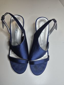 Andrew Geller Navy Blue Satin Heels Size 6.5 – Excellent Condition