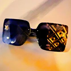 Luis Vinton Square Sunglasses