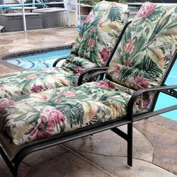Commercial Grade Chaise Lounge Chairs & Tropical Comfy Cushions Pool Deck Patio Porch Balcony  Outdoor Furniture 