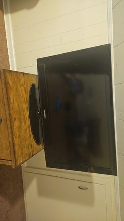 Samsung 403 Series 32"