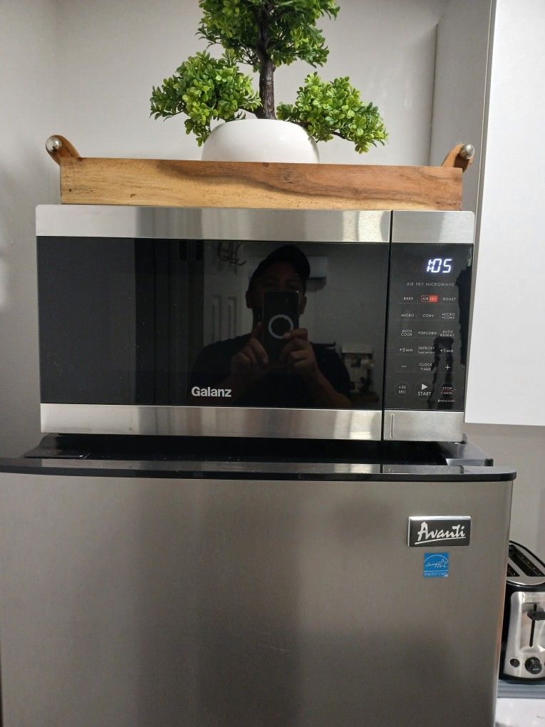 Microwave/ Airfryer Galanz