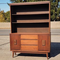 Mid-century Modern Hutch - Bassett Aztec 