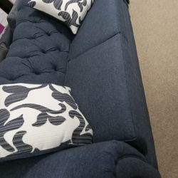 Elegant Beautiful Tufted Couch And Loveseat