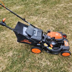 Yardmax Self Propelled Lawn Mower