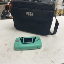 Sega Game Gear W/ Accessories 