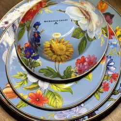 MacKenzie Childs Lapis Blue Flower Market Enamel Dinnerware Set (4)