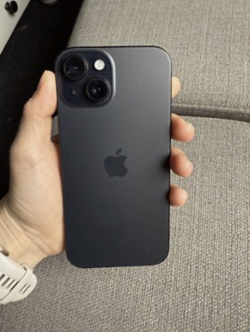 iPhone 15 - T Mobile - 128gb