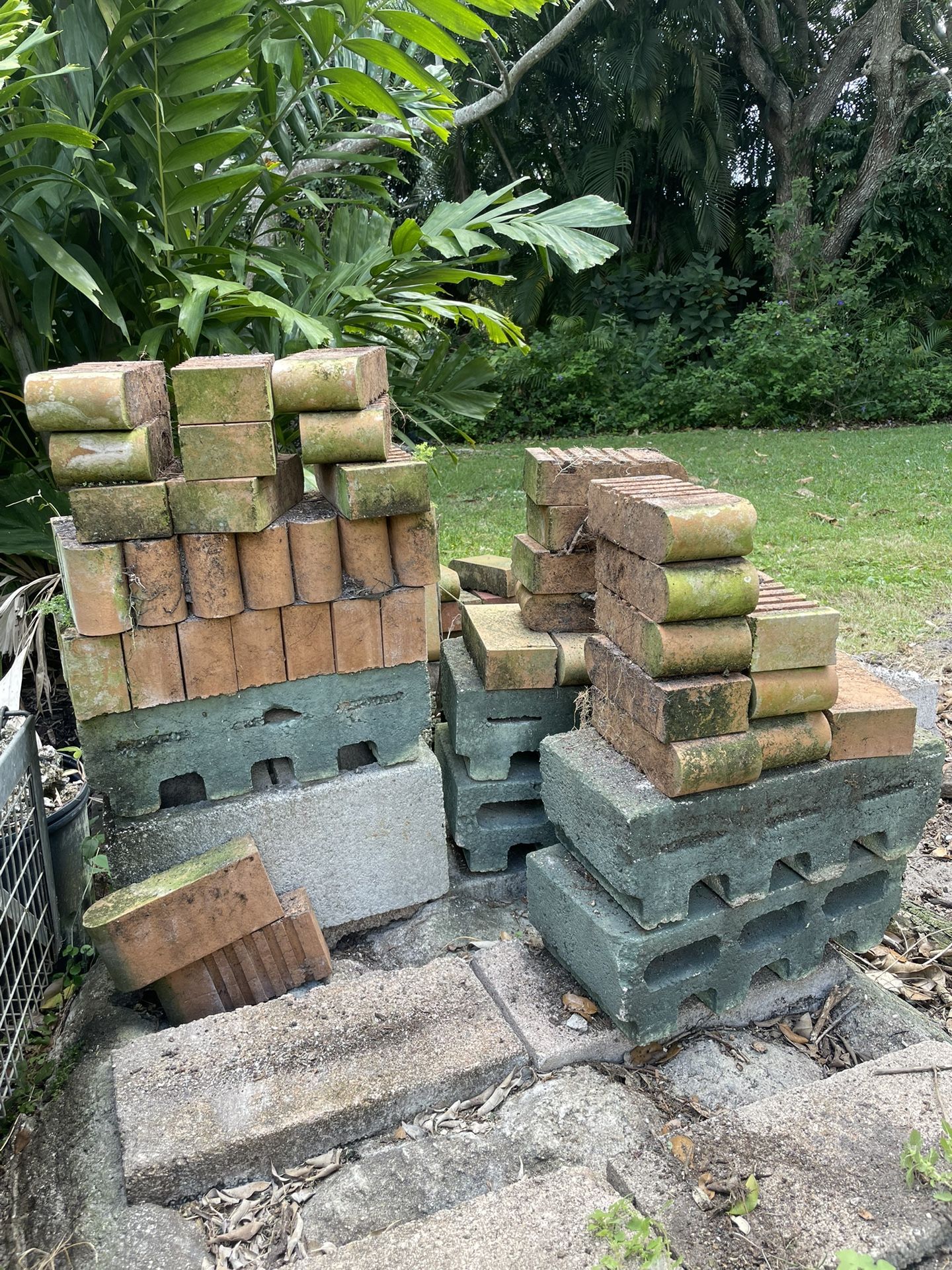 Free Bricks Cinder Block