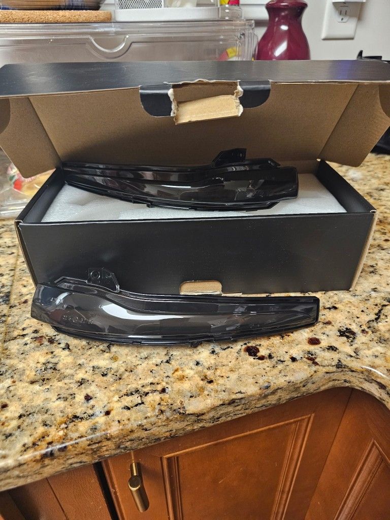 Mercedes Benz  Sequential Turning Lights