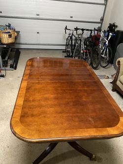 Solid Mahogany Wooden Dining Table Pedestal Carved Legs Gold Casters 2 Extending Leaves $7,000