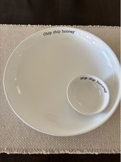 Mud pie chip and dip bowl