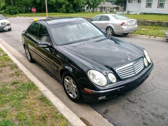2004 Mercedes-Benz E320