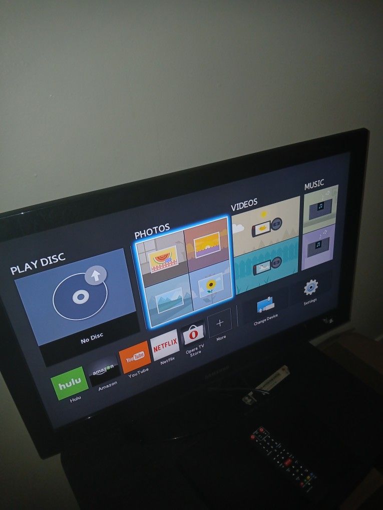 Samsung 32in TV+4k Amazon Fire Stick Mount On Back
