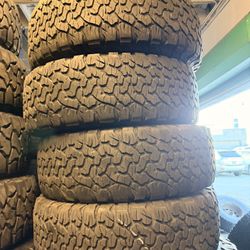 265/70r18 Bfgoodrich Ko2 Tires En Excelentes Condiciones De Vida Las 4 
