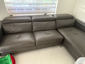 Sectional sofa