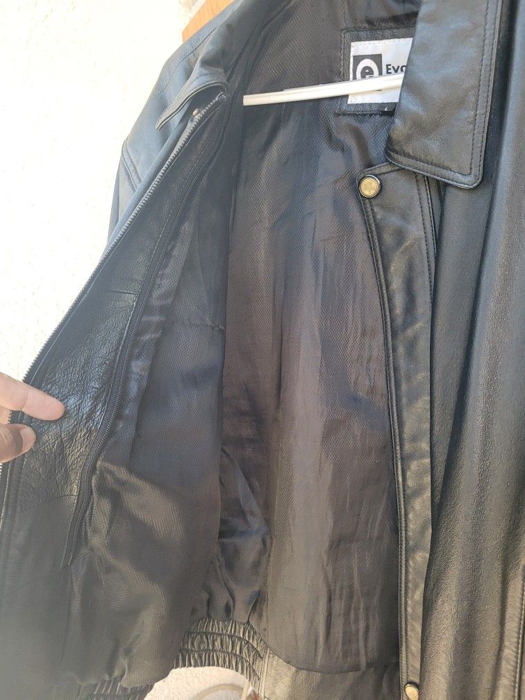 Veriy Nice Leather Jacket Size L For Men