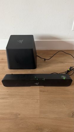 Razer Leviathan V2 soundbar with the wireless subwoofer