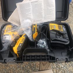 DeWalt XR Impact Drill 