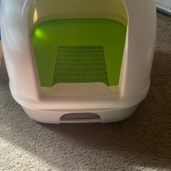Hooded Cat Litter Box 