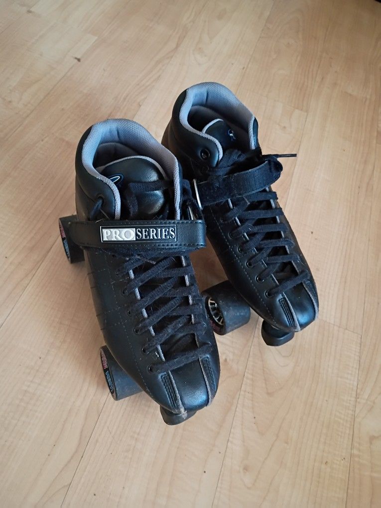 Black quad roller skates Size 11