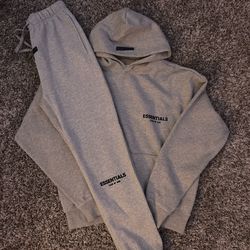 ESSENTIALS FOG DARK OAT SET